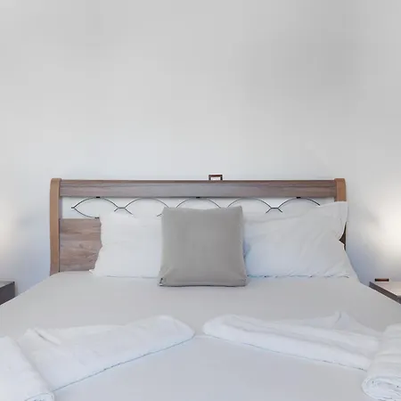 Nicolas House 1 Apartment Pera Rachidi