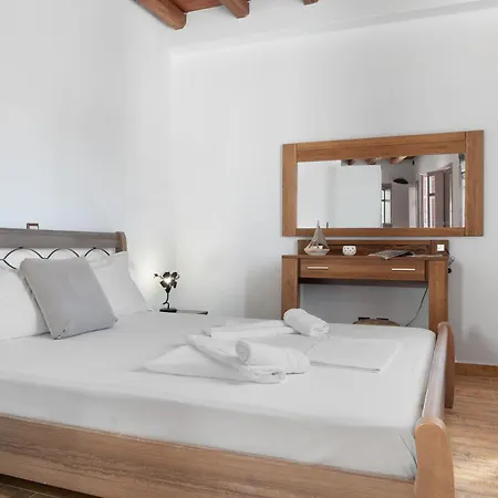 Nicolas House 1 Апартаменты Pera Rachidi