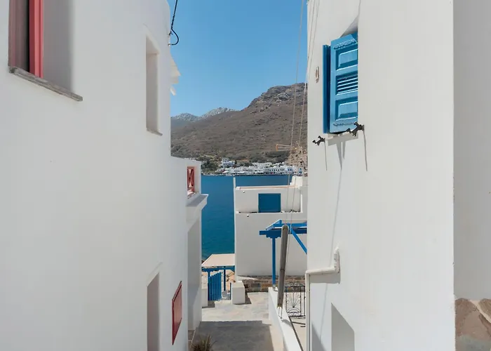 Nicolas House 1 * Pera Rachidi